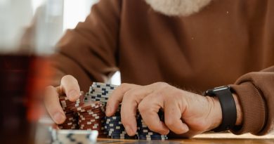 5 Things Crypto Trading and Poker Have in Common